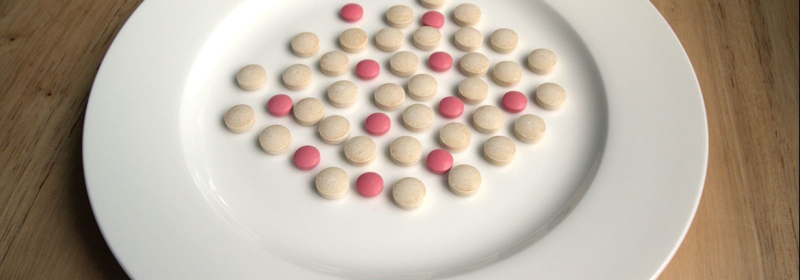 Pastillas sobre un plato
